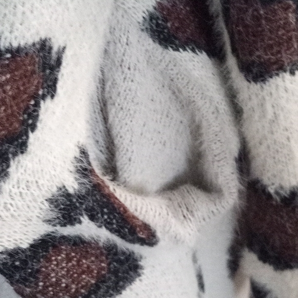 Kayla's Armoire cardigan sweater - Picture 8 of 10